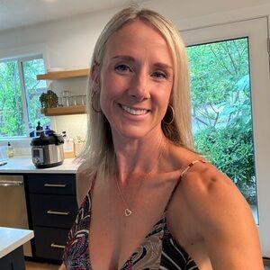 Meet your Posher, Anika